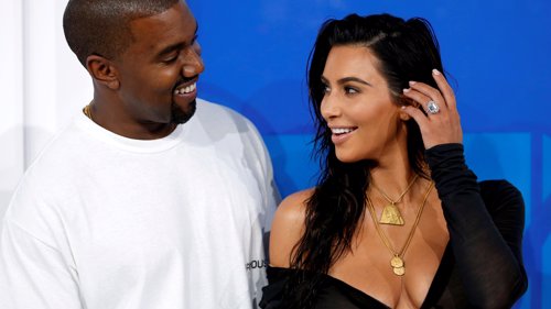 TRØBBEL: Det siste halvåret har vært tungt for Kim Kardashian og Kanye West. Nå går ryktene om skilsmisse.