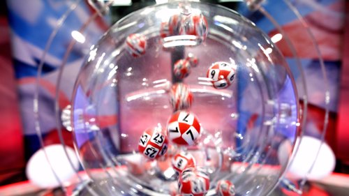 VANT: Mor og datter vant begge 2,9 millioner kroner i Lotto.
