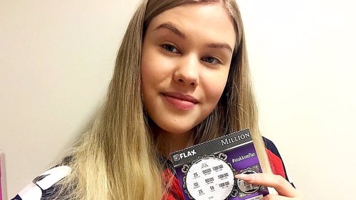 MILLIONÆR: 19 år gamle Amalie fra Tromsø ble millionær etter å ha mistet bussen.