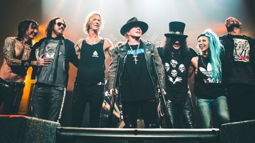 Guns N' Roses gjør god butikk etter comebacket.
