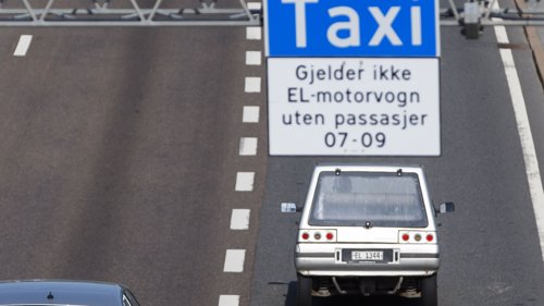 FLEST: Norge kan nesten deles i to. Fra Midt-Norge og nordover er det svært få el-biler. Det er klart flest som kjører el-bil i Sør-Norge.