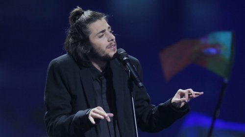 VINNEREN: Salvador Sobral og Portugal vant Eurovision Song Contest i Kiev.