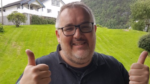 VANT 100.000 KRONER: Rolf-Anders Moldeklev har god grunn til å smile. I dag ble det full pott i Jackpot på P4.