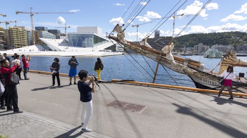 ELSKER OSLO: Flere og flere turister velger seg Norges hovedstad som reisemål.