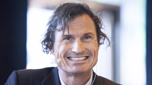 FØRSTE: Petter Stordalen gjenåpner sitt første hotell i dag, i ny prakt