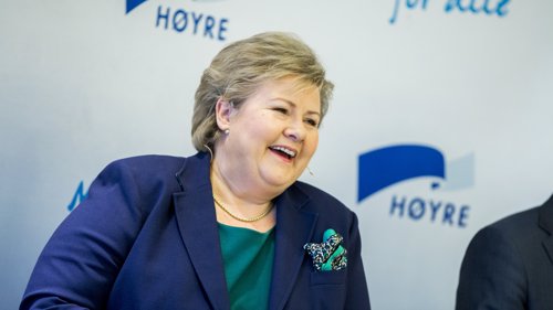 GAMER: Ikke bare statsminister, men hun har også en liten gamer inni seg.