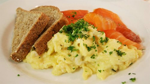 Ingen 17. mai-frokost uten en deilig eggerøre!