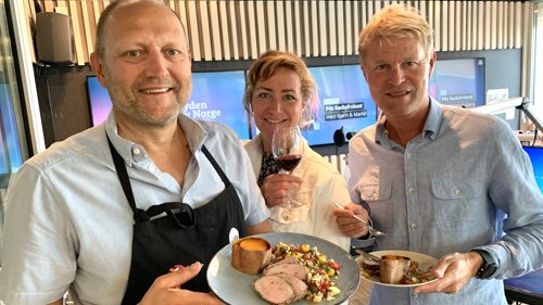Bjørn har kjøpt med seg alpakkakjøtt som Christer serverer i Nytelsesfredag.
