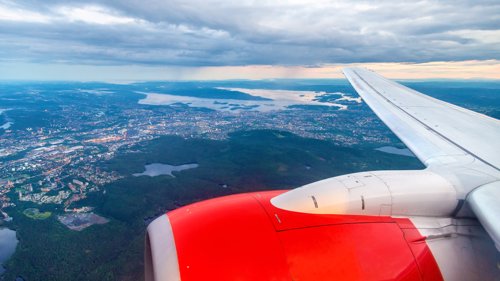 UT PÅ TUR IGJEN: Nå kan vi mer eller mindre reise som før pandemien. UD har lansert en app for å hjelpe folk med informasjon og registrering. Illustrasjonsfoto.