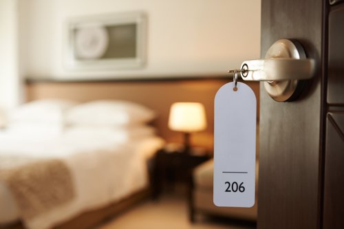 Å bo på hotell har bare blitt dyrere og dyrere.