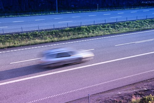 - TRENDEN MÅ SNUS: - Vi må endre folks atferd i trafikken, sier UP-sjefen, som er svært bekymret etter mye råkjøring og mange alvorlige ulykker. Illustrasjonsfoto.