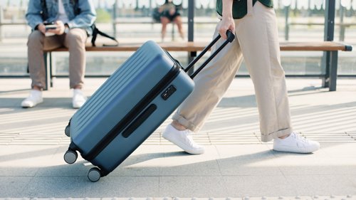 Sommeren har vært fylt med kaos på flyplasser og i lufta. Å reise utenlands har plutselig blitt dyrere enn først planlagt.