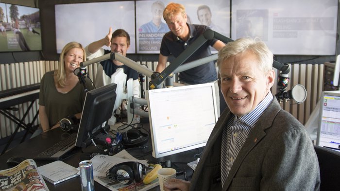 Egeland Forfolges Av Ylvis Hyllest