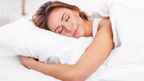 ØNSKER SEN MORGEN: Svært mange voksne får for lite søvn, mener søvnforsker.