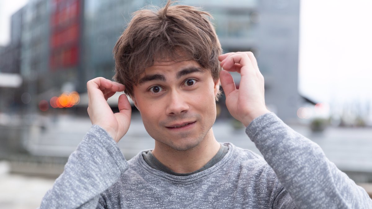 alexander rybak er blitt syk f dager f r eurovision finalen alexander rybak er blitt syk f dager f r eurovision finalen
