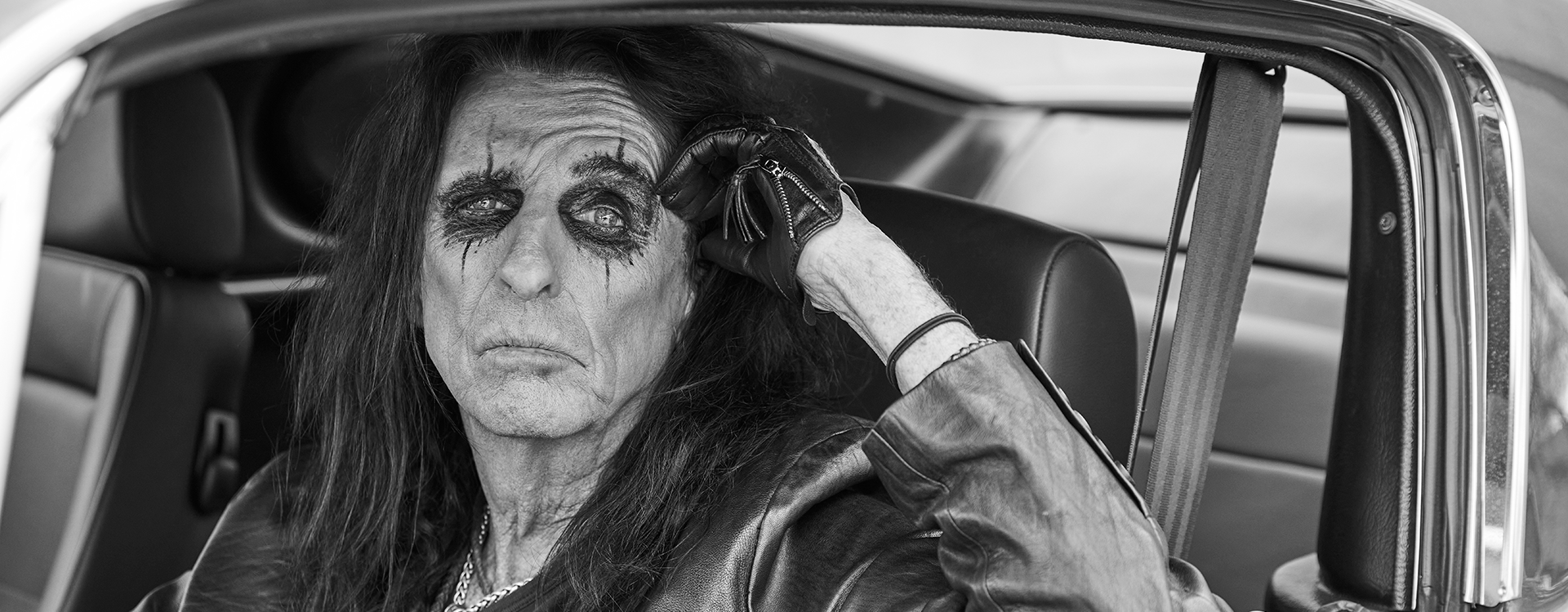 Vinn meet & greet med Alice Cooper!